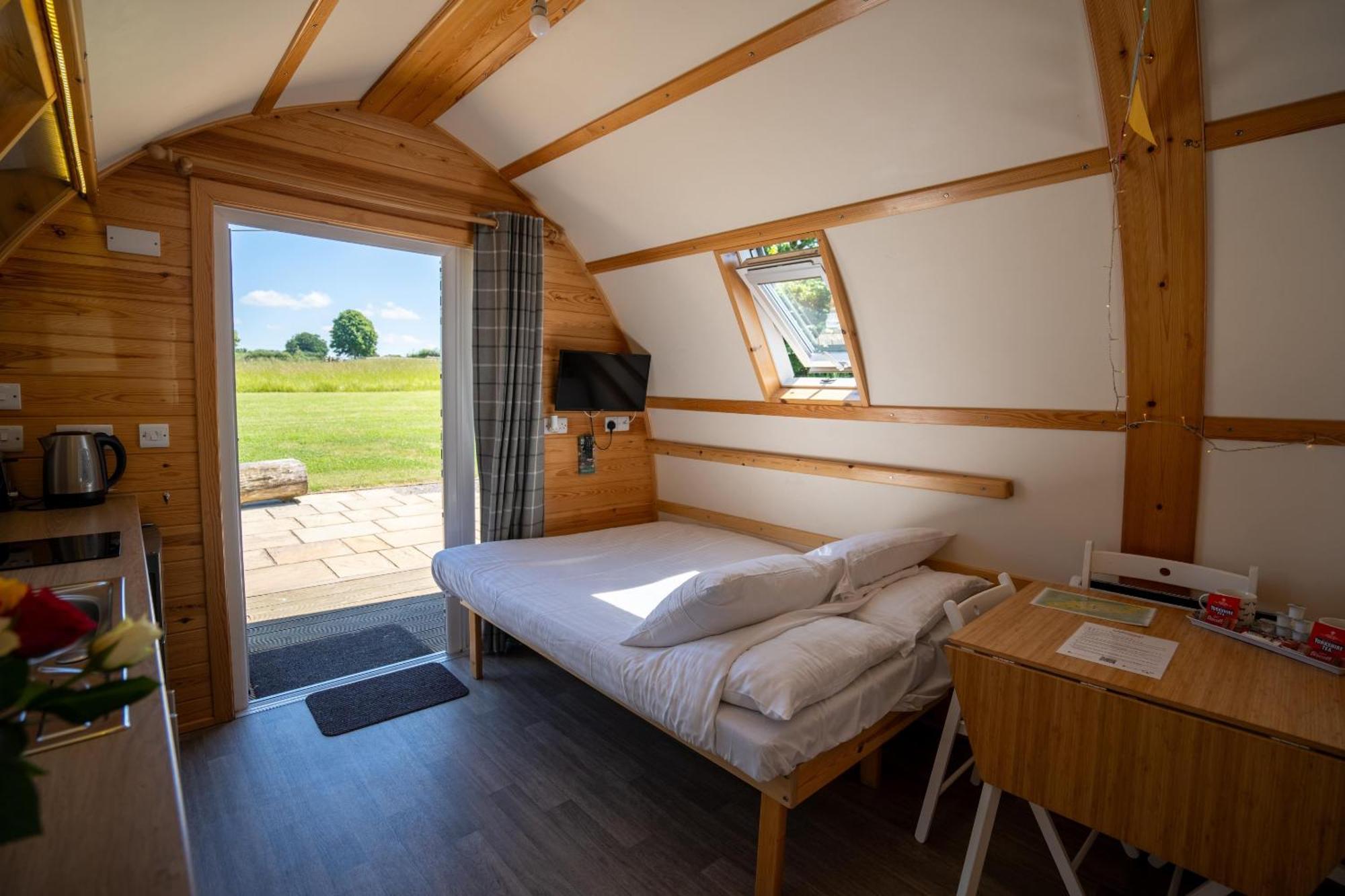 Sedgewell Barn By Wigwam Holidays Northallerton Szoba fotó